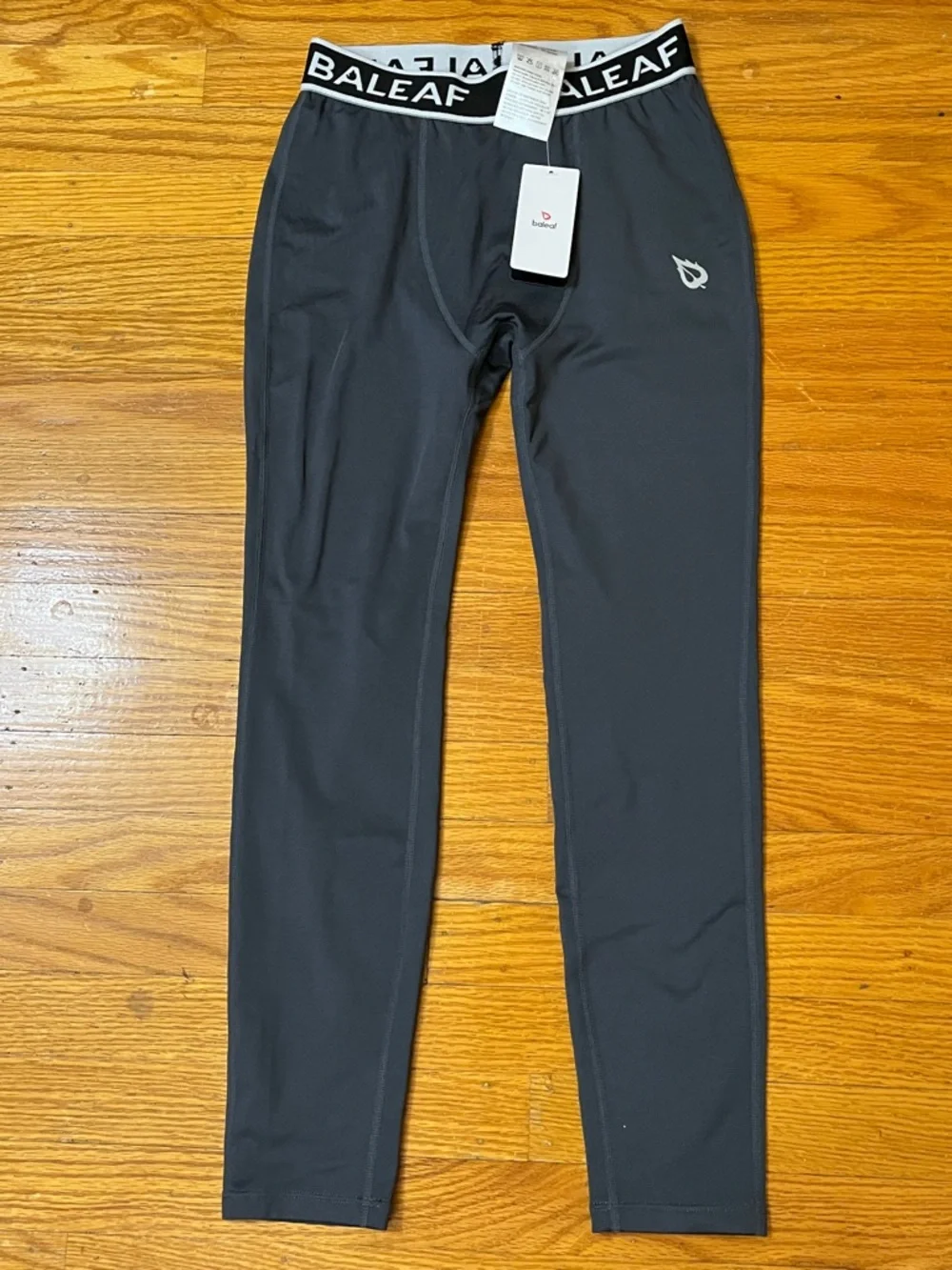 Bayleaf sports boys compression leggings youth pants size medium new